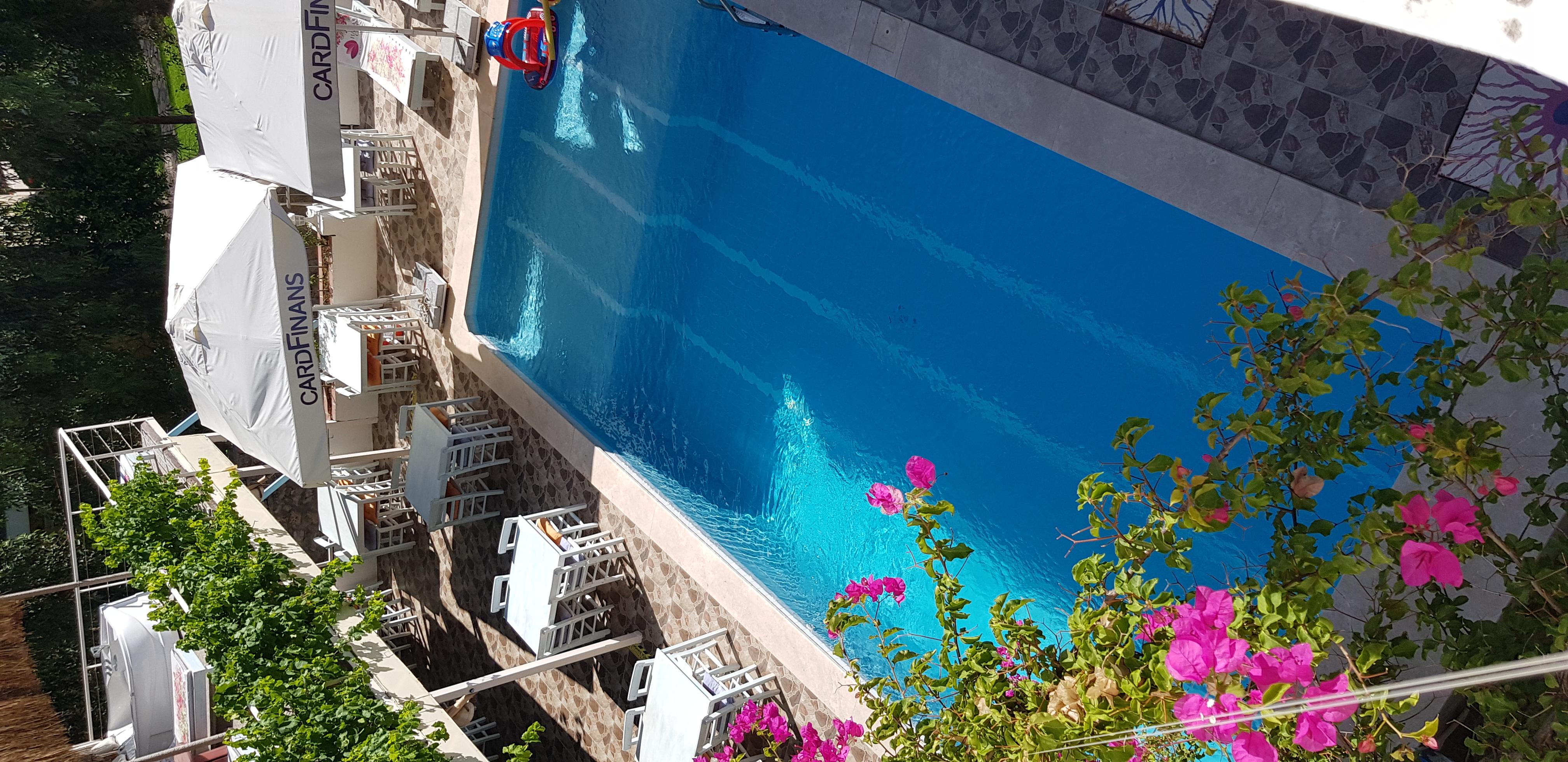 Hakan Hotel Bitez Exteriör bild