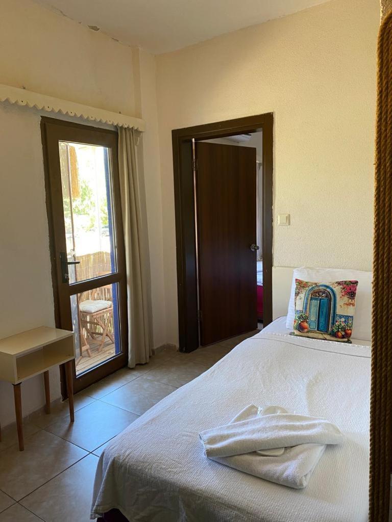 Hakan Hotel Bitez Exteriör bild