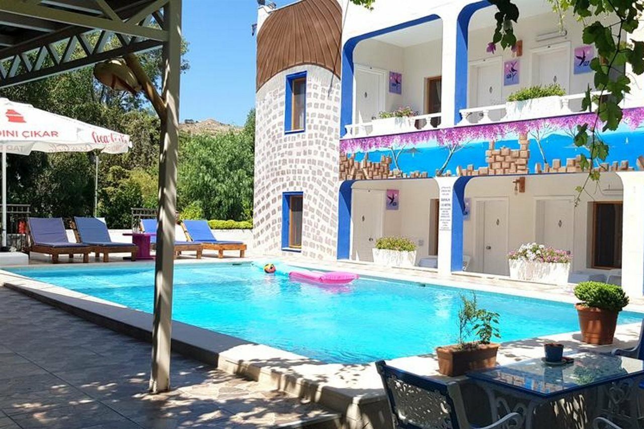 Hakan Hotel Bitez Exteriör bild