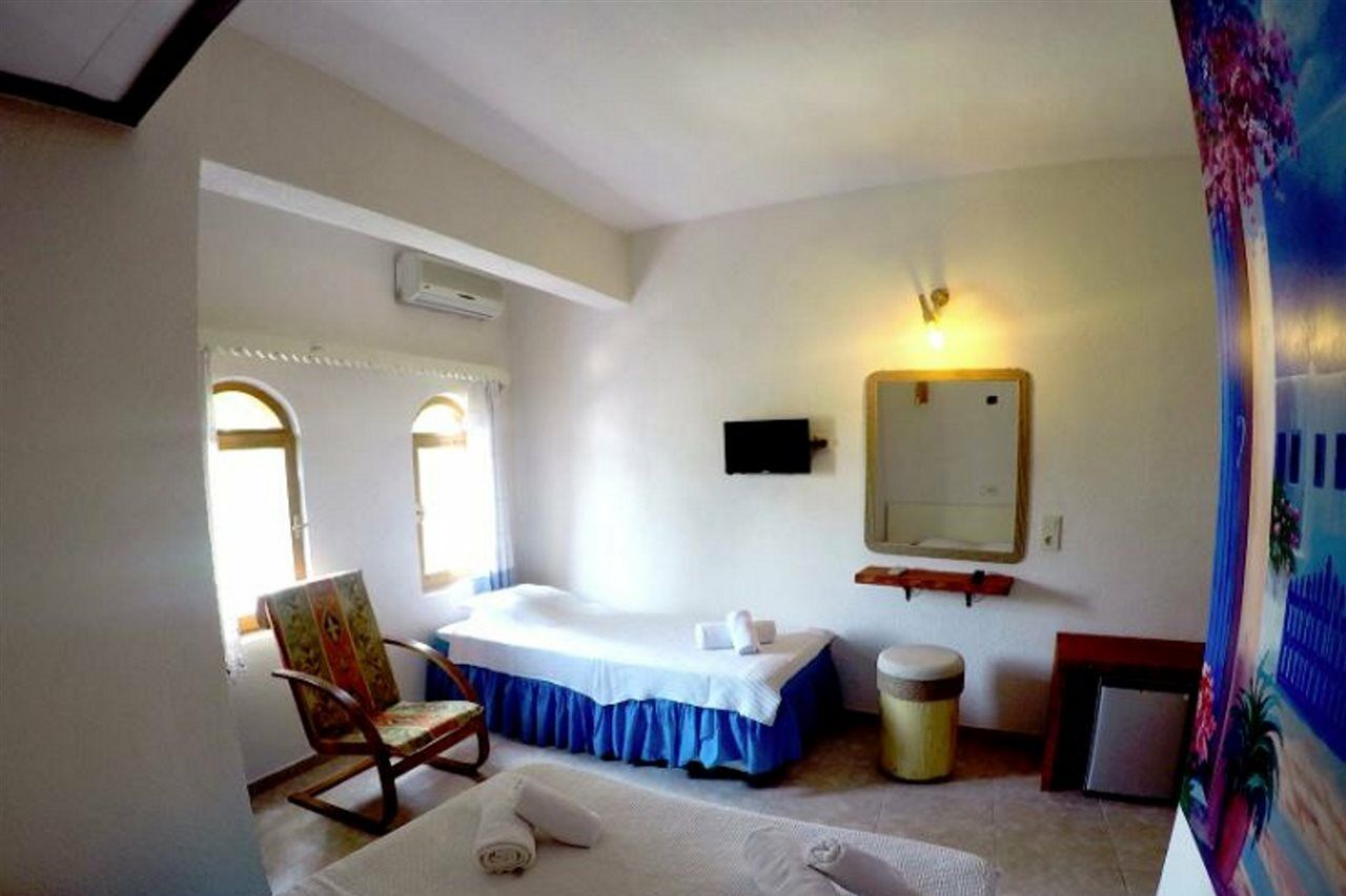 Hakan Hotel Bitez Exteriör bild